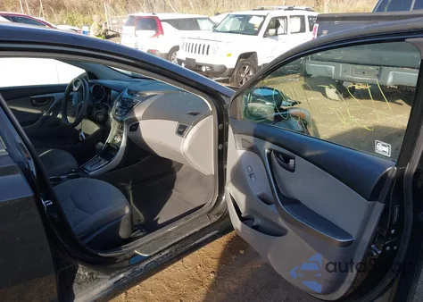 2013 Hyundai Elantra Gls z USA, uszkodzony, nr VIN 5NPDH4AE7DH416647